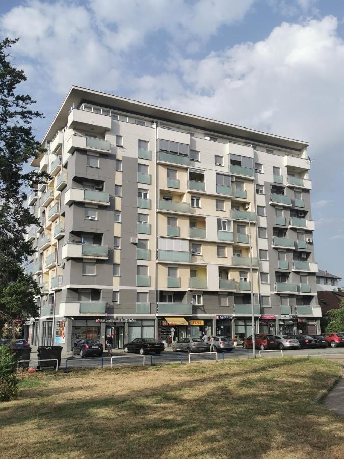 Апартаменты Apartman Bella Добой Экстерьер фото